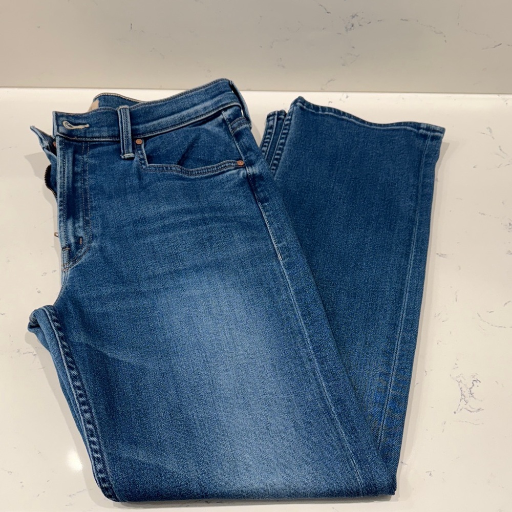 NEW WITHOUT TAGS!!! MOTHER Classic Blue Straight Leg Jeans - Picture 6 of 10